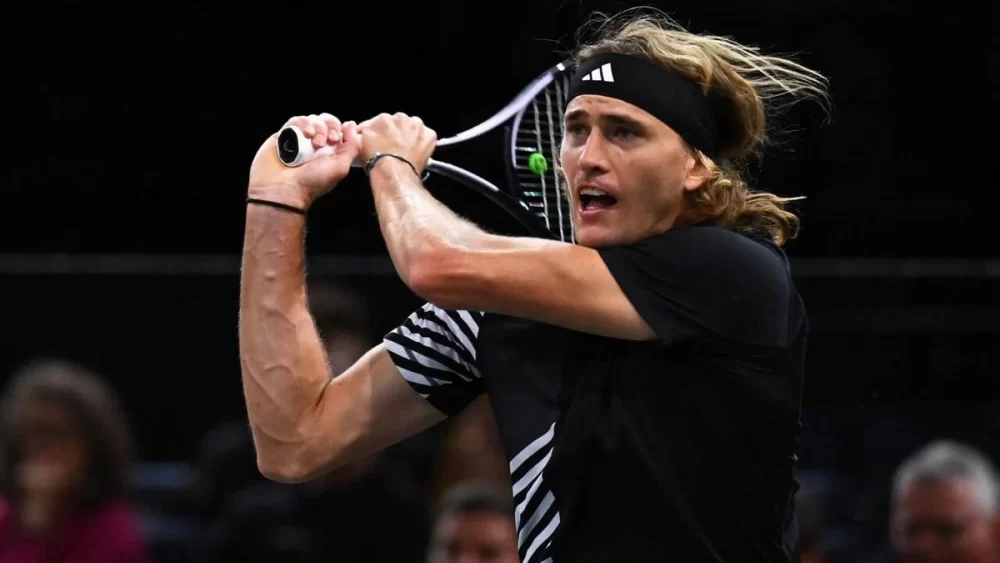 Medveded-vs-Alexander-Zverev-Duel-de-foc-la-ATP-Finals