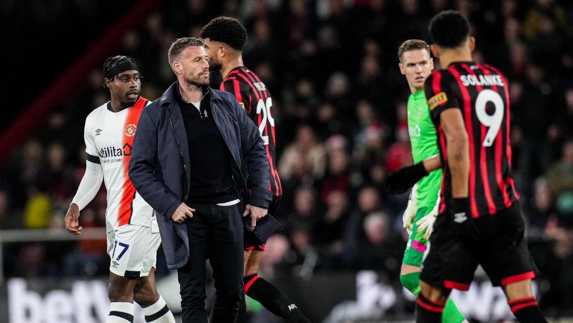 Bournemouth vs Luton a fost intrerupt - vezi motivul!
