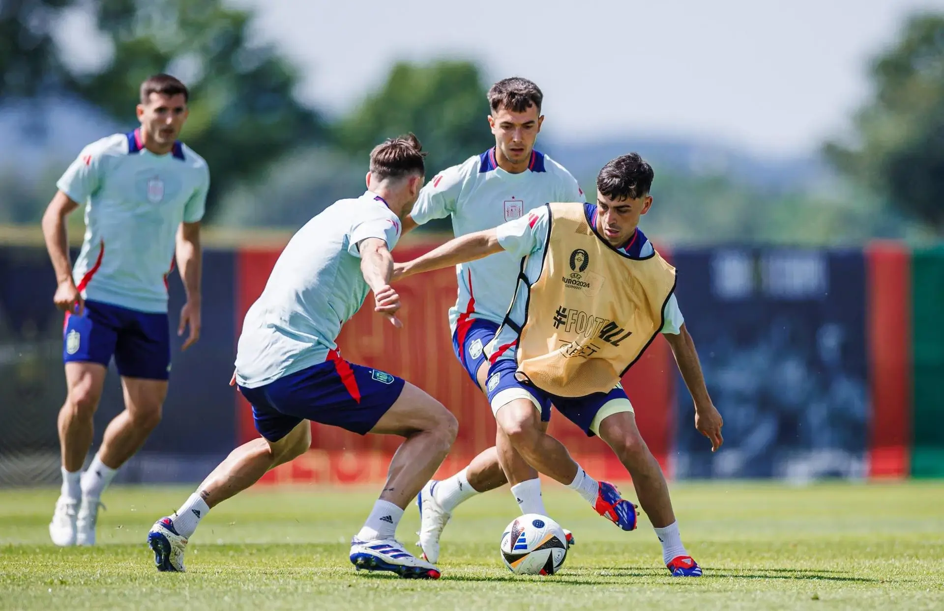 Cota 2 din fotbal - EURO & Copa America se imbina