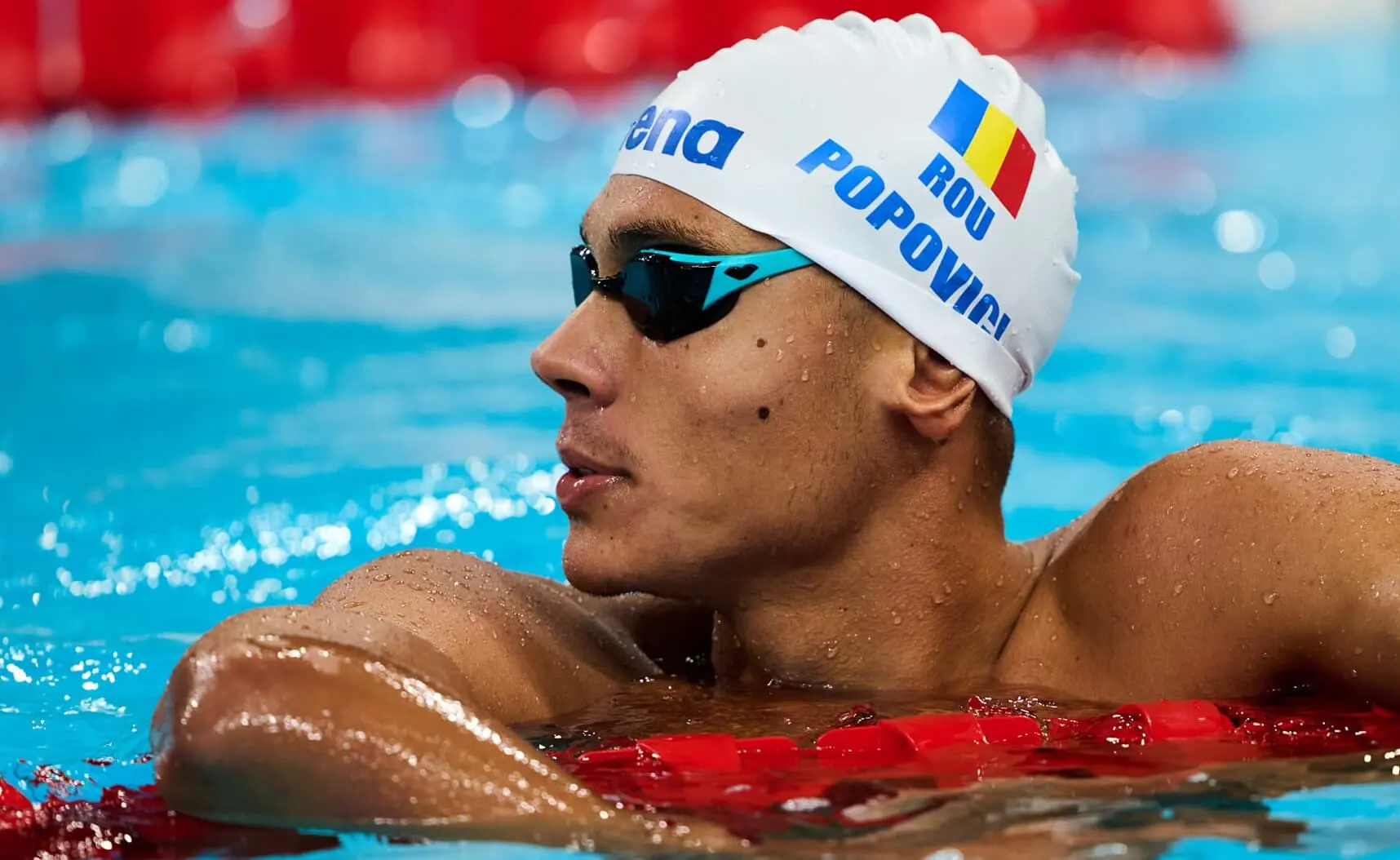 David Popovici înoată în finala de 200m liber