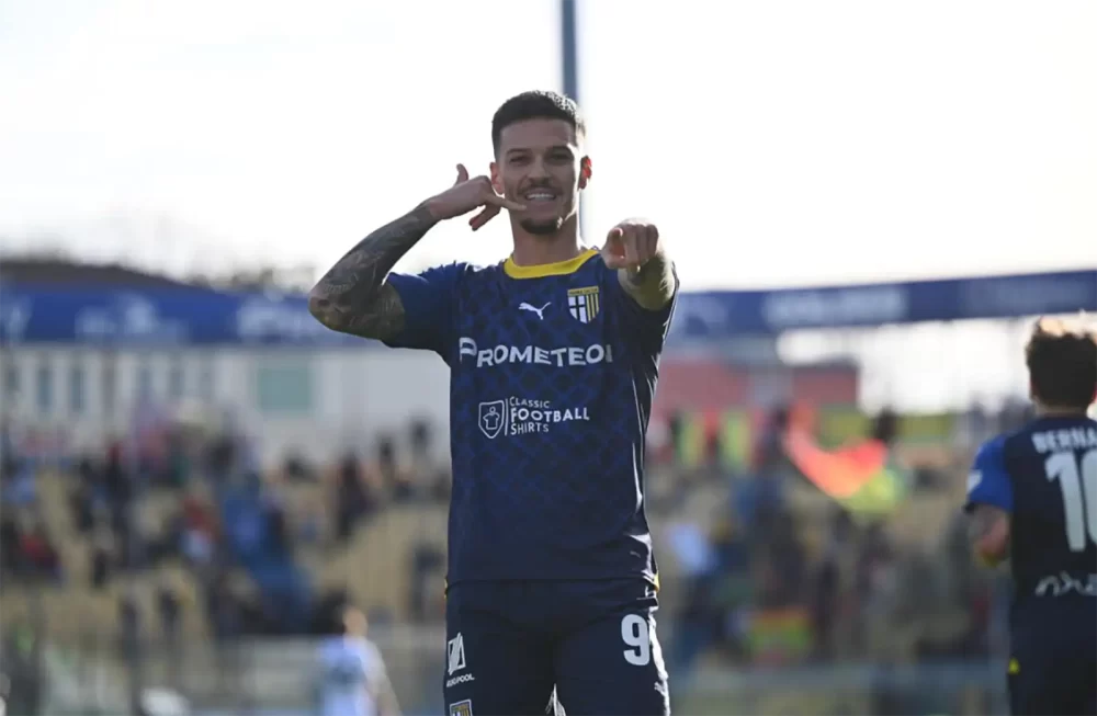 Dennis Man a făcut show cu Galatasaray