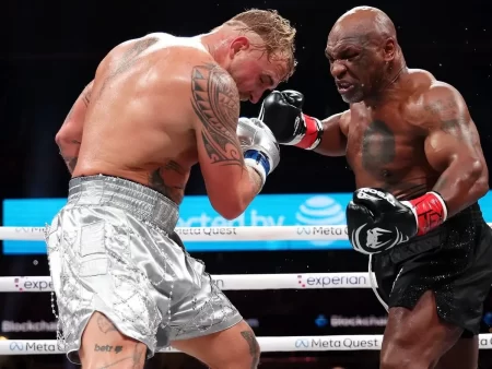 Cine a câștigat dintre Mike Tyson și Jake Paul? Rezultat meci