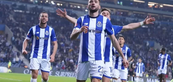 Biletul Zilei din campionatul Portugaliei, 16 decembrie – Cota 3.31 din 3 meciuri