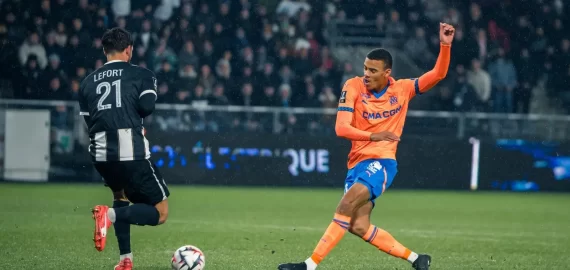 Bilet de weekend din fotbal 15.02.2025 – Plasăm o cotă de 15 la Mr Bit