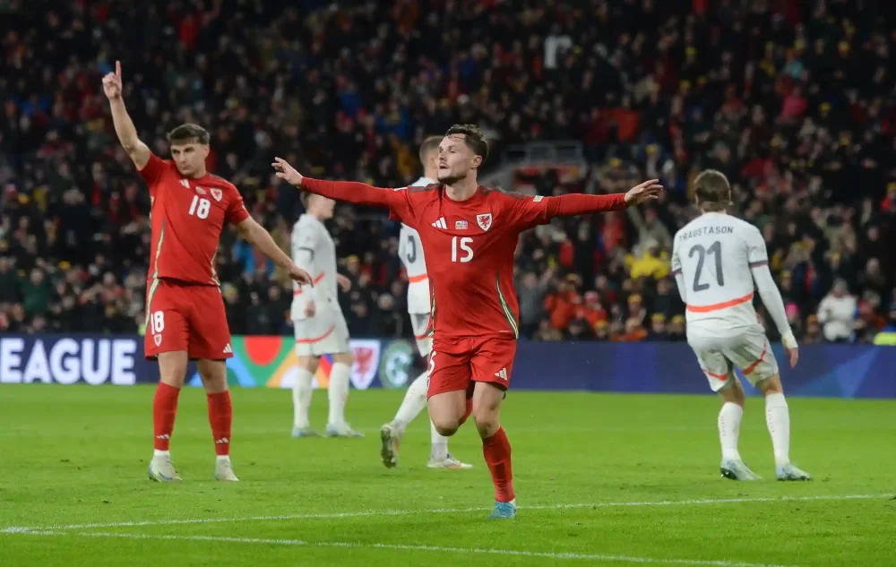 Biletul din fotbal pe weekend propune 4 selecții din meciuri internaționale din competiții diferite precum Calificările pentru Cupa Mondială 2026