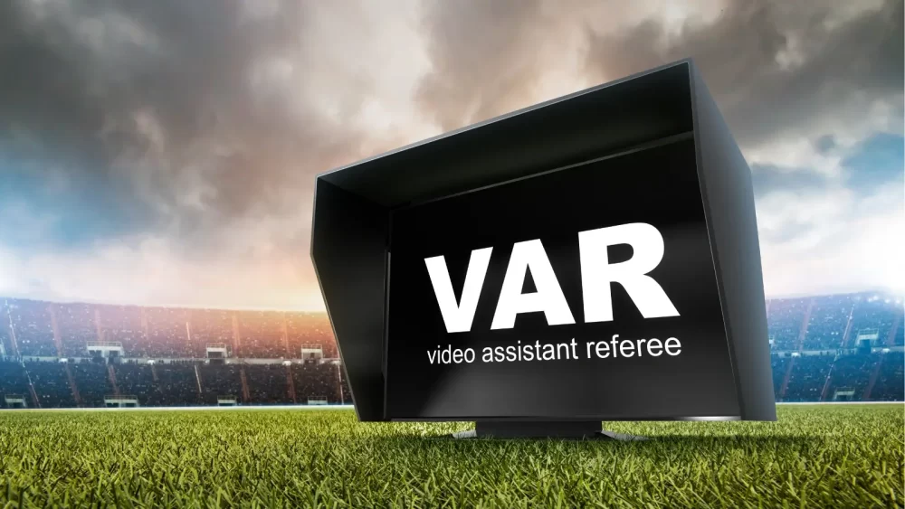 Ce înseamnă VAR la fotbal Explicație completă plus Exemple