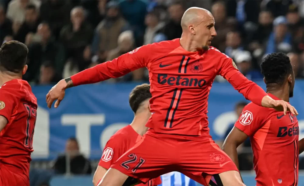 Cine transmite FCSB - CFR Cluj la TV, în play-off-ul Superligii României 20.04.2025?