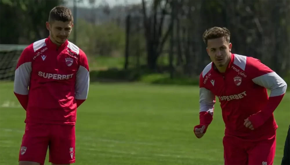 Cine transmite la TV Dinamo - CFR Cluj, în play-off-ul Superligii României pe 28.04.2025?