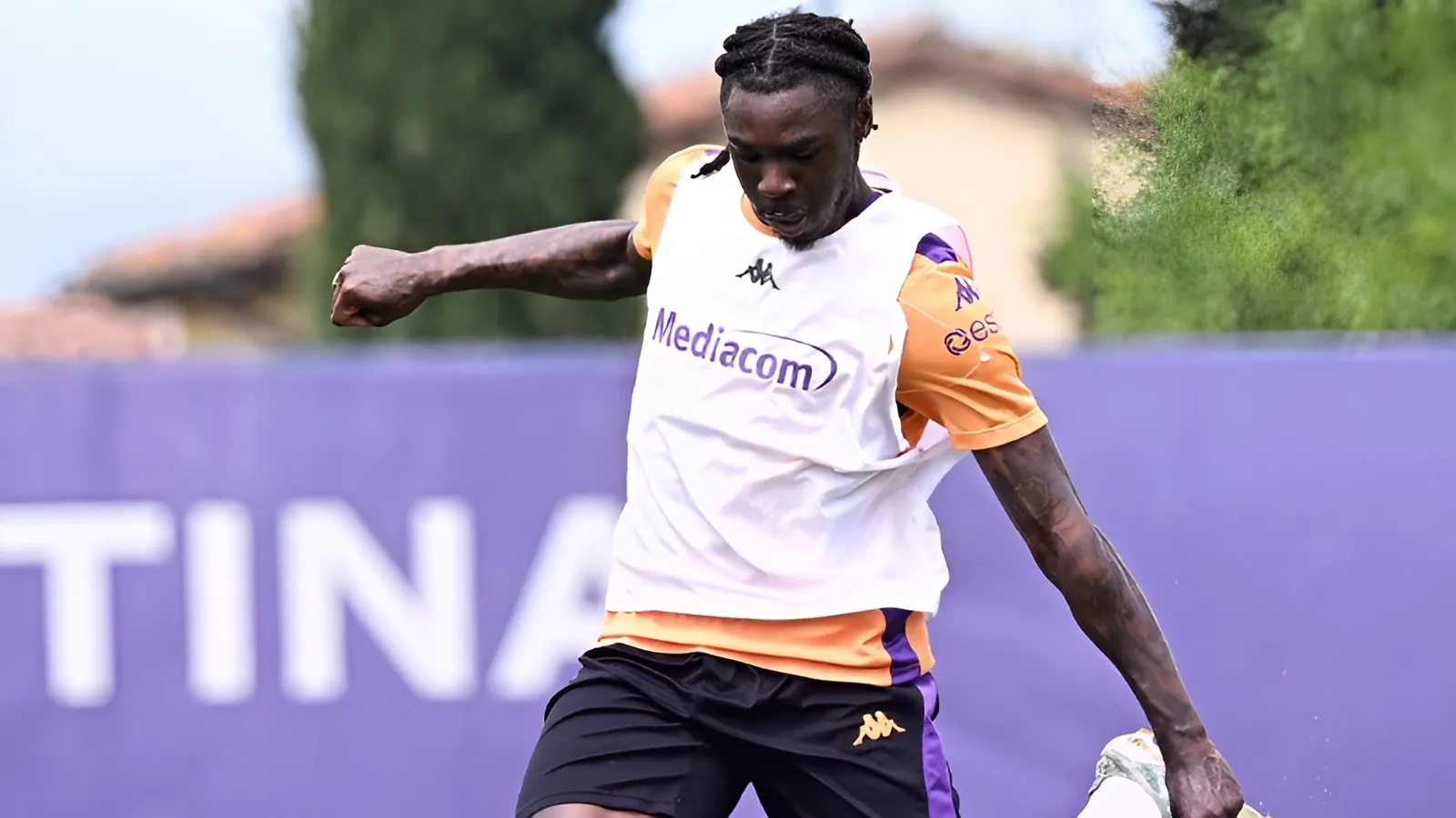 Cine transmite Fiorentia vs Real Betis la TV in semifinalele Conference League