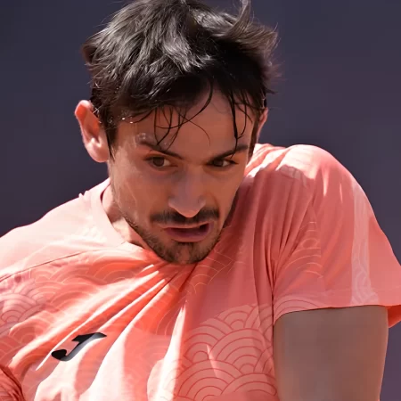 Reilly Opelka vs Mariano Navone – Ponturi Pariuri Tenis Roland Garros 28 mai 2025