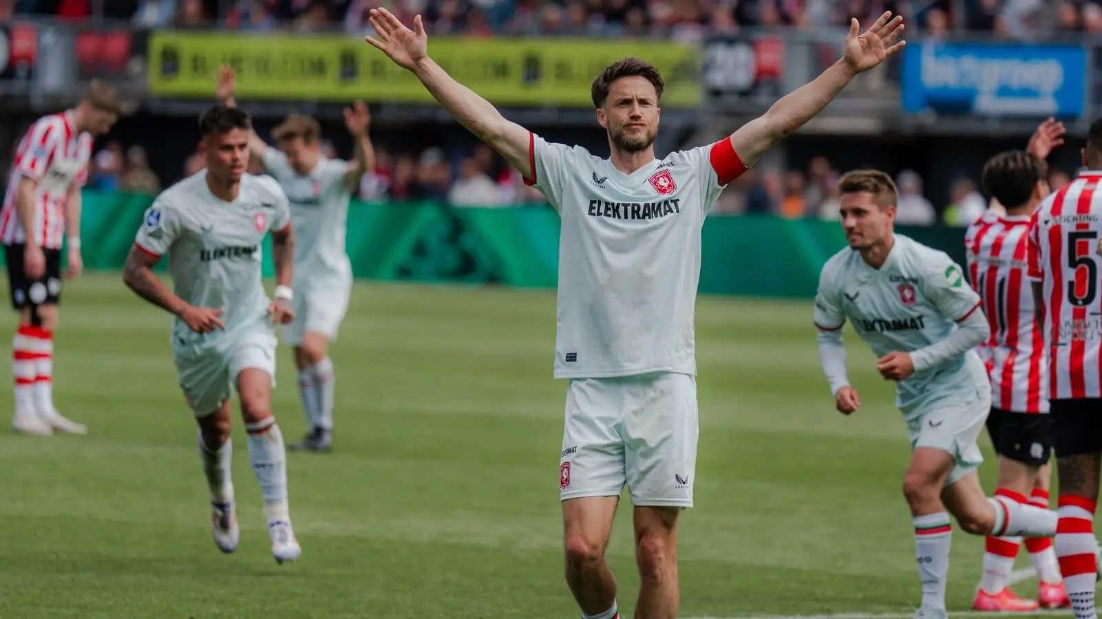 Twente vs NEC Nijmegen, Ponturi Pariuri Eredivisie, 22.05.2025