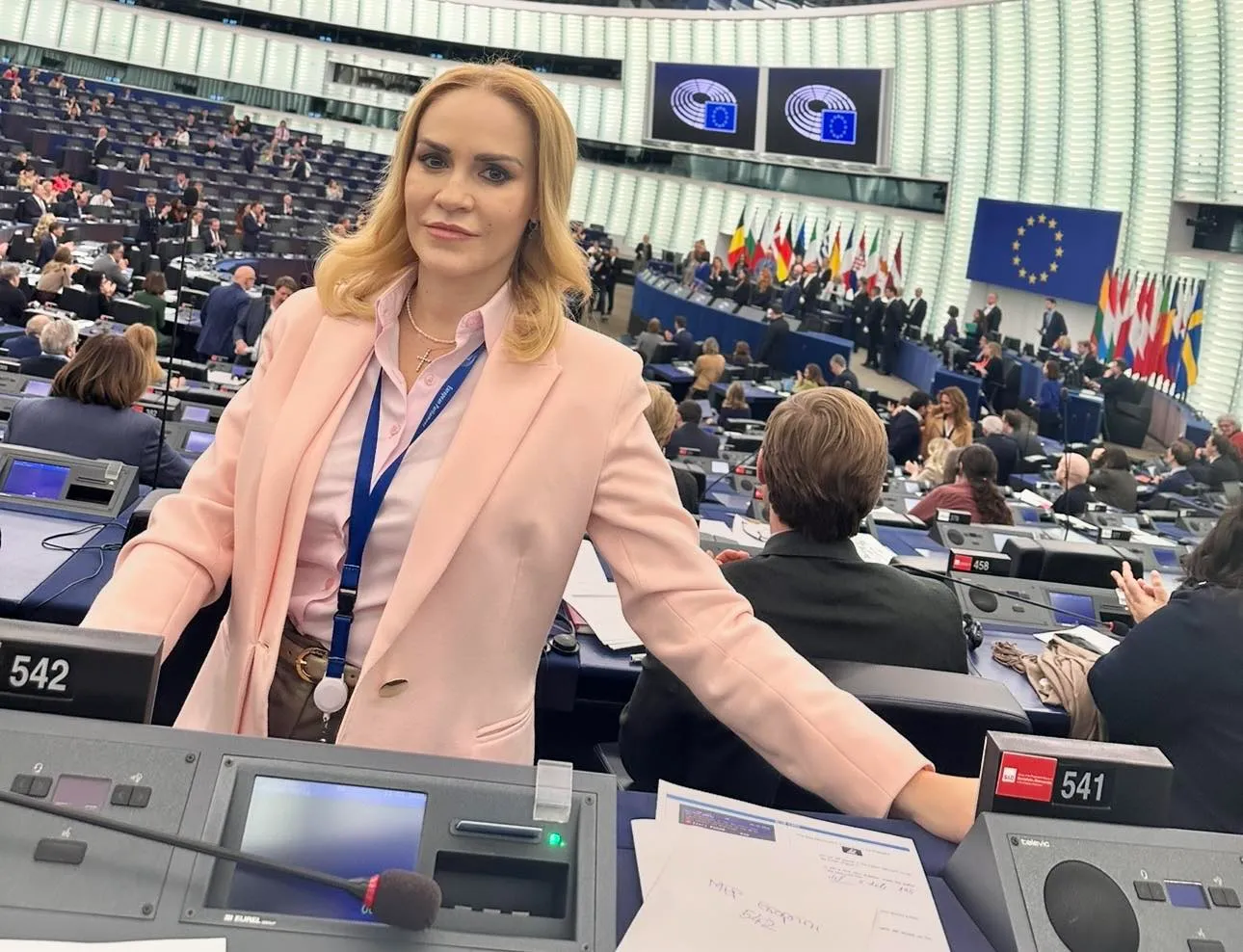 Va candida Gabriela Firea la alegerile pentru București?