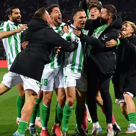 Cote pariuri Betis vs Chelsea în finala Conference League – Cine câștigă trofeul?
