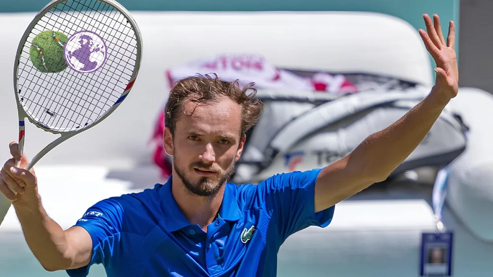 Benjamin Bonzi vs Daniil Medvedev - Ponturi Pariuri Tenis Wimbledon 30 iunie 2025