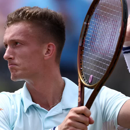 Carlos Alcaraz vs Jiri Lehecka – Ponturi Tenis Finala Queen’s 22 iunie 2025