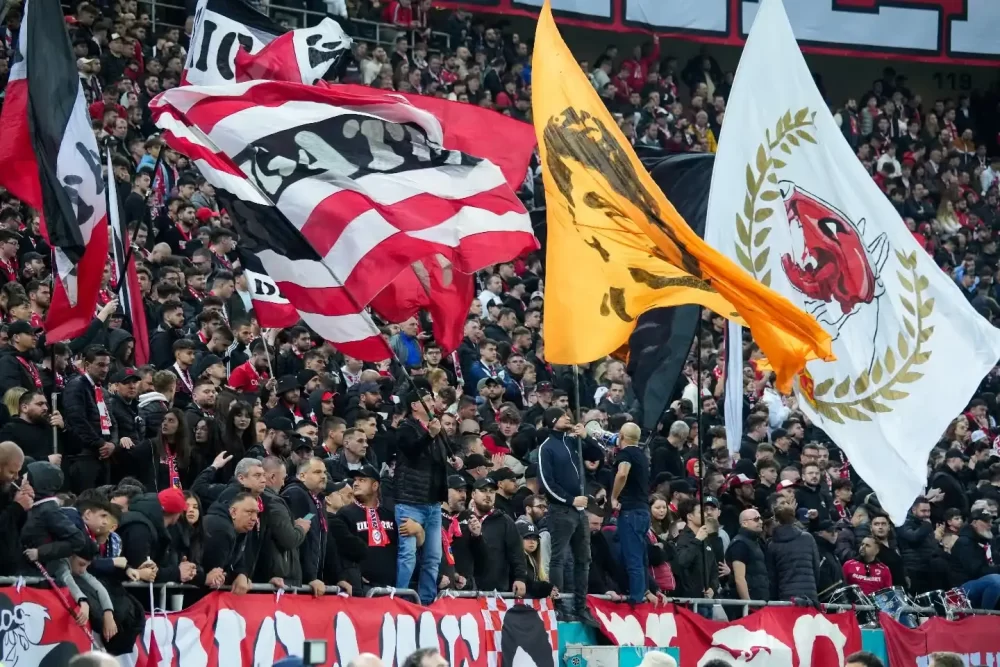 Bilet weekend fotbal la Betano. Cota 19 de urmărit pe 3 zile, 01-03 august 2025