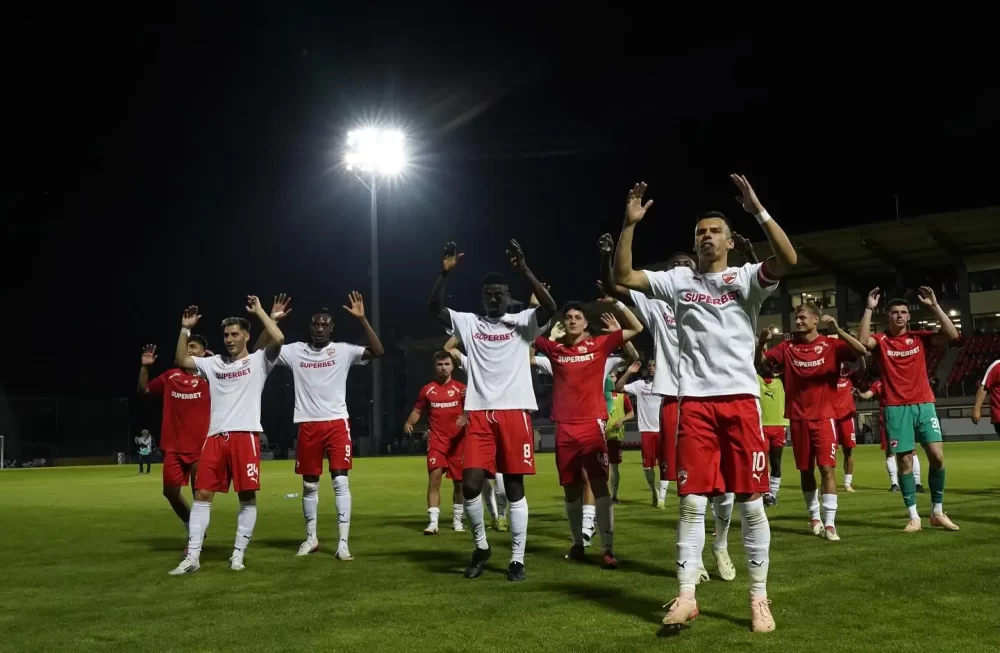 Biletul zilei din fotbal la Winbet, 27 iulie 2025. Câștig de 615 lei din 4 meciuri
