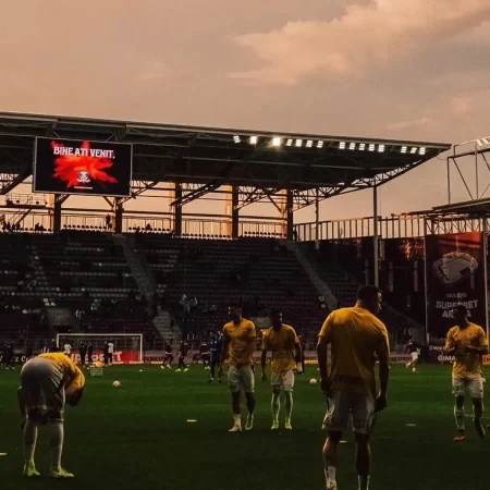 Câte schimbări se fac la fotbal în competiții?