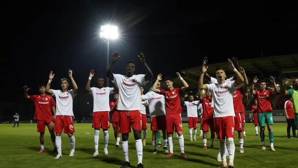 Biletul zilei azi din fotbal 21.07.2025 - Meciurile din Superliga României ne aduc un câștig de 1000 RON!
