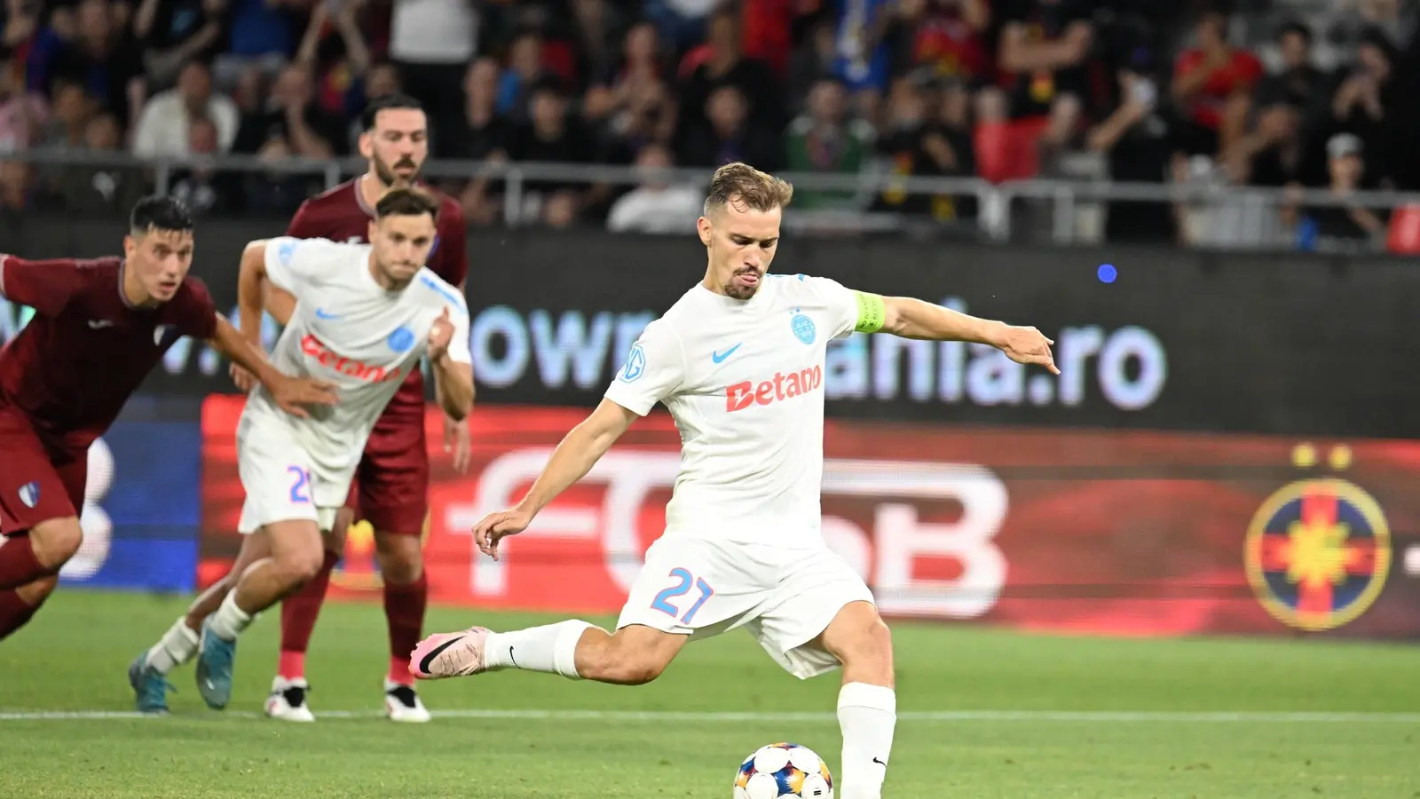 Cine transmite Inter Escaldes - FCSB la TV, pe 15 iulie 2025, în returul - turului 1 preliminar Champions League?