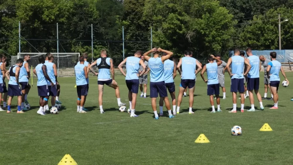 Cine transmite Sarajevo vs Universitatea Craiova la TV, pe 24 iulie, în preliminariile Conference League?