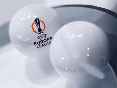 Tragere la sorți play-off Europa League. Ce adversari ar putea avea CFR Cluj și FCSB?