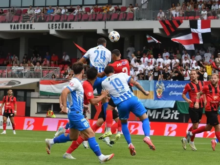Cine transmite Basaksehir – Universitatea Craiova la TV pe 21.08.2025 de ora 20:45, în play-off-ul Conference League?