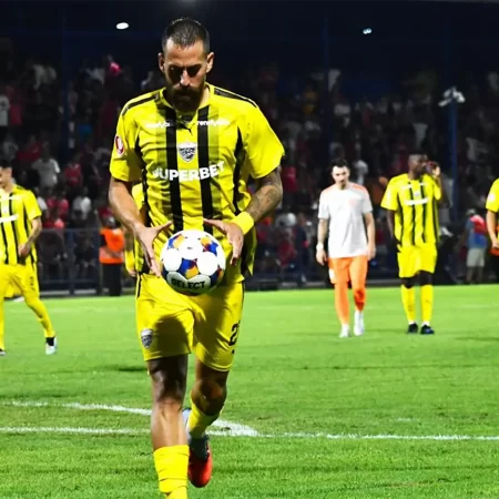 Cine transmite Dinamo – UTA Arad la TV pe 15 august (ora 21:30) în Superliga României?