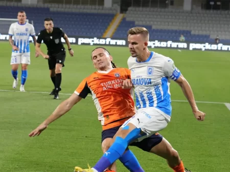 Cine transmite Universitatea Craiova – Basaksehir la TV pe 28 august, în Conference League? Ora 20:30