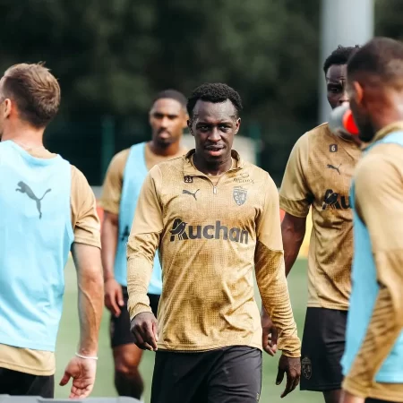 Lens vs Lyon – 16.08.2025 – Ponturi pariuri Ligue 1
