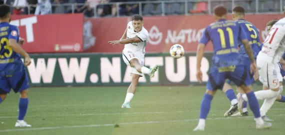 Cota 2 din fotbal la Superbet, 21 septembrie 2025. Mizăm pe Superliga și Premier League