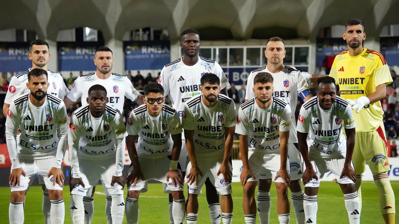 FC Botoșani  FCSB Campioana rămâne cu o victorie în 10 etape