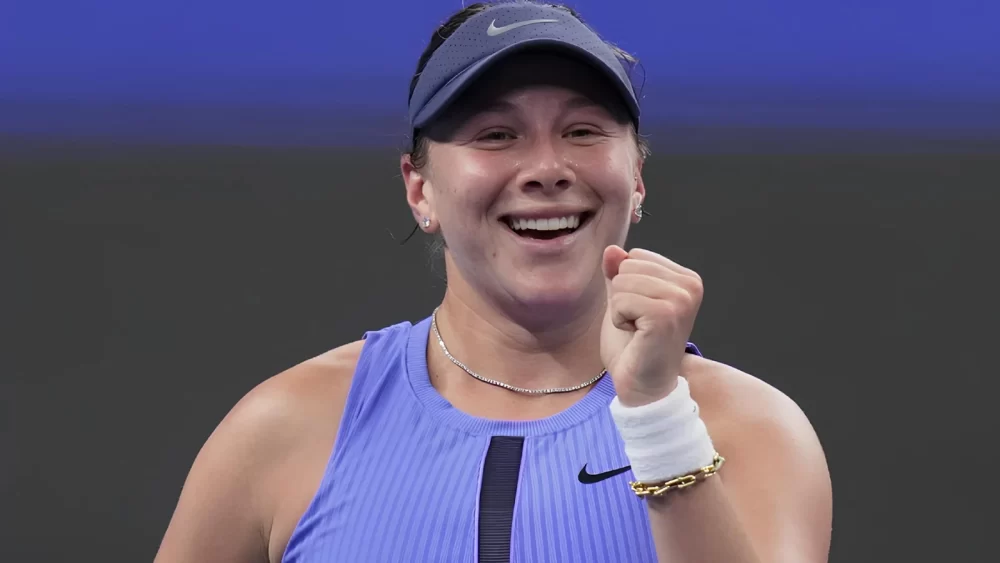 Linda Noskova vs Amanda Anisimova - Ponturi Pariuri Tenis WTA Finala Beijing 5 octombrie 2025