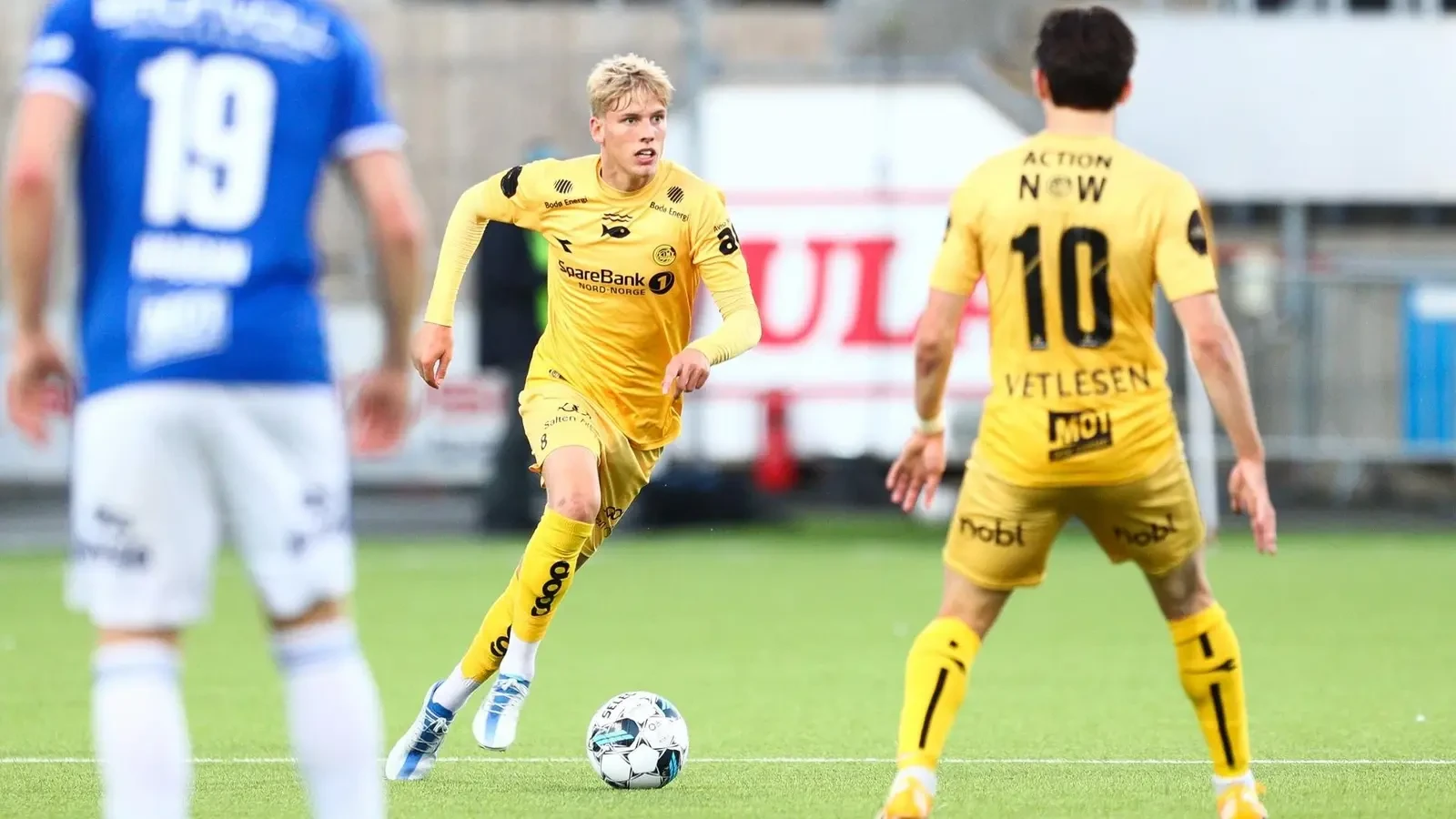 Bilet de weekend din fotbal 1 noiembrie 2025 - Țintim un câștig potențial de 6500 RON!