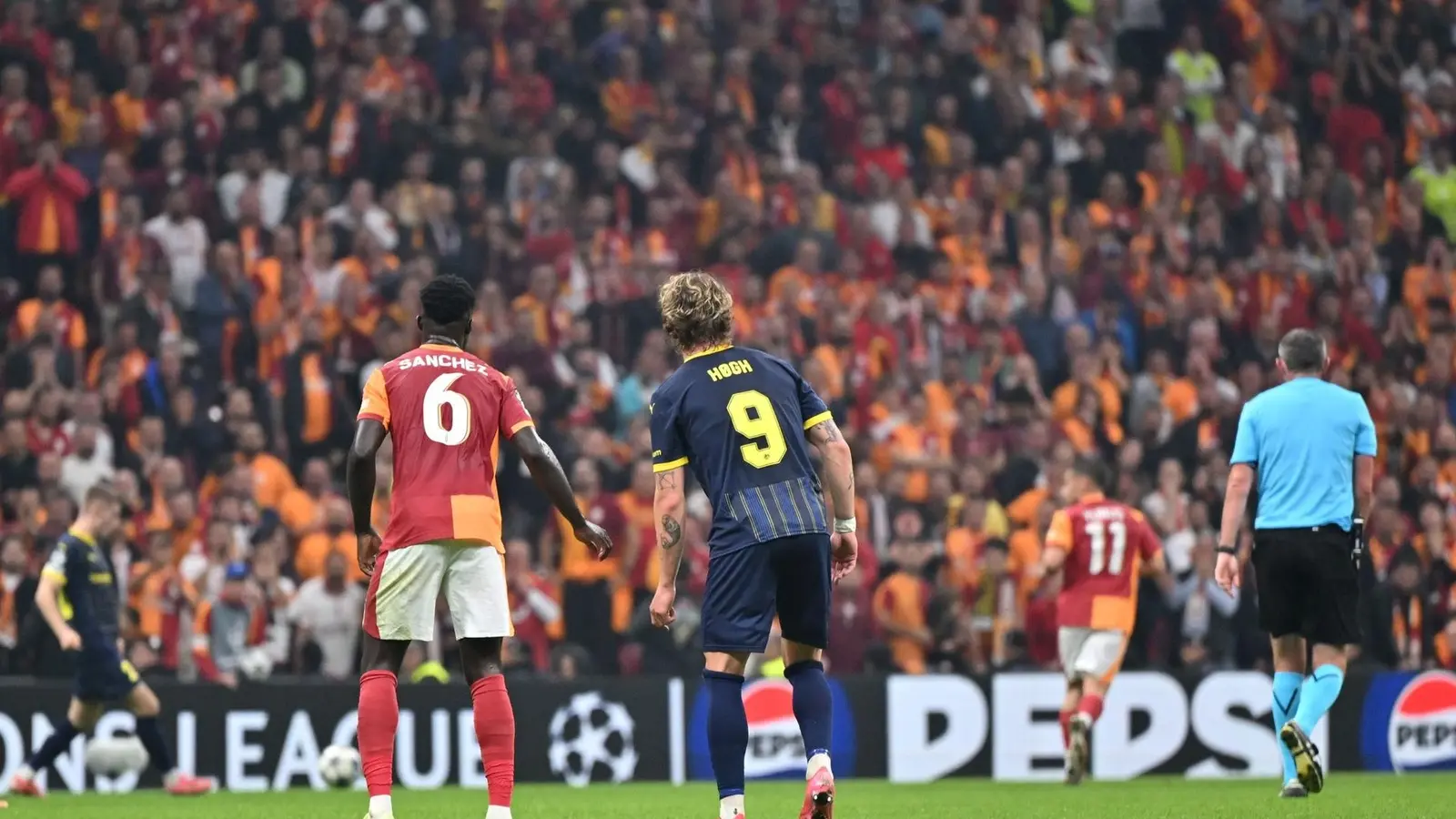 Bilet de weekend din fotbal 25 octombrie 2025 - Campionatele de top în prim-plan pentru o cotă de 11