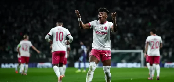 Bilet pariu șansă Superbet 31.10.2025 – Cotă 137 pentru un câștig de 6200 RON