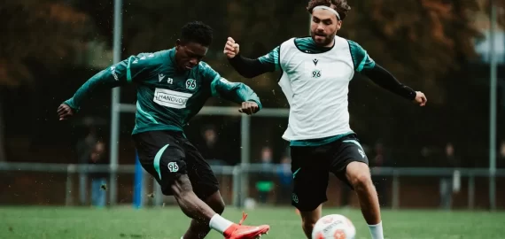 Biletul zilei azi din fotbal 31 octombrie 2025 – Încercăm o cotă de 4 din Bet Buildere