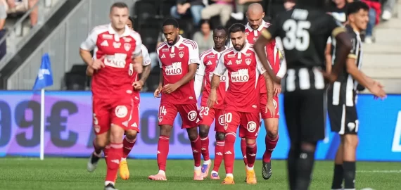 Biletul zilei din fotbal la Winbet 04.10.2025 – Jucăm tare pe Pariuri Speciale!