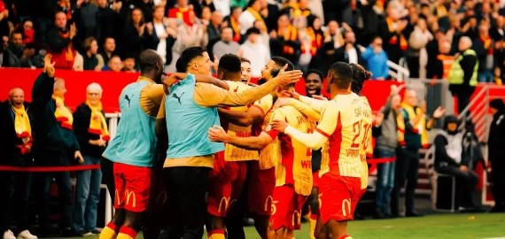 Biletul zilei din fotbal 25 octombrie 2025 – 6 Superpariuri tari pentru o cotă de 13