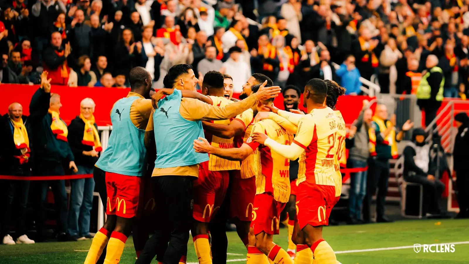 Biletul zilei din fotbal 25 octombrie 2025 - 6 Superpariuri tari pentru o cotă de 13