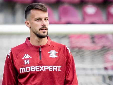 Cine transmite Dinamo – Rapid la TV pe 19.10, de la ora 20:30, în Superliga României?