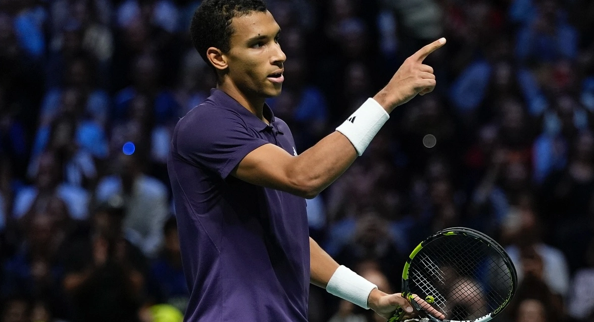 Ben Shelton vs Felix Auger-Aliassime - Ponturi Pariuri Turneul Campionilor 12 noiembrie 2025