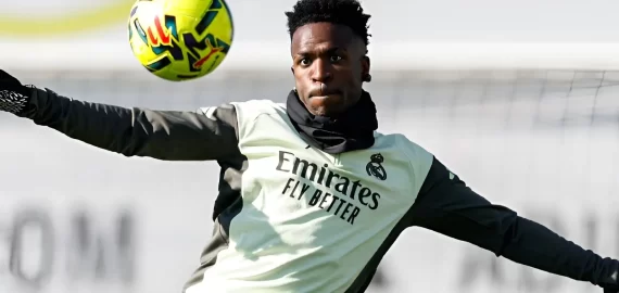 Biletul Zilei Mr Bit din 23 noiembrie 2025 – Cinci pariuri simple pentru o cotă de 11