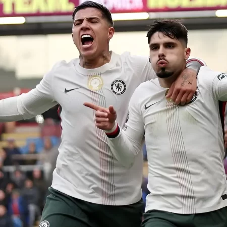 Cine transmite Chelsea vs Barcelona la TV, de la ora 22:00, în runda a cincea de Champions League?