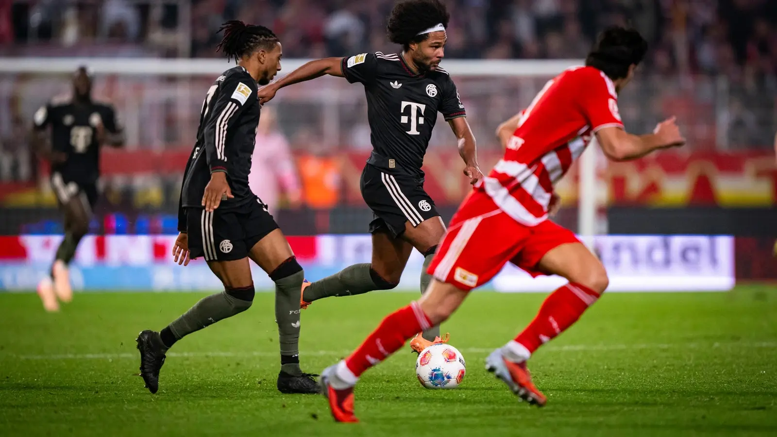 Biletul zilei azi din fotbal 29 noiembrie 2025 - Atacăm o cotă de 11.48 la Winbet