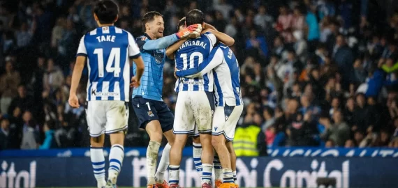 Biletul zilei azi din fotbal 7 noiembrie 2025 – Încercăm o cotă de 6 prin intermediul Bet Builderelor