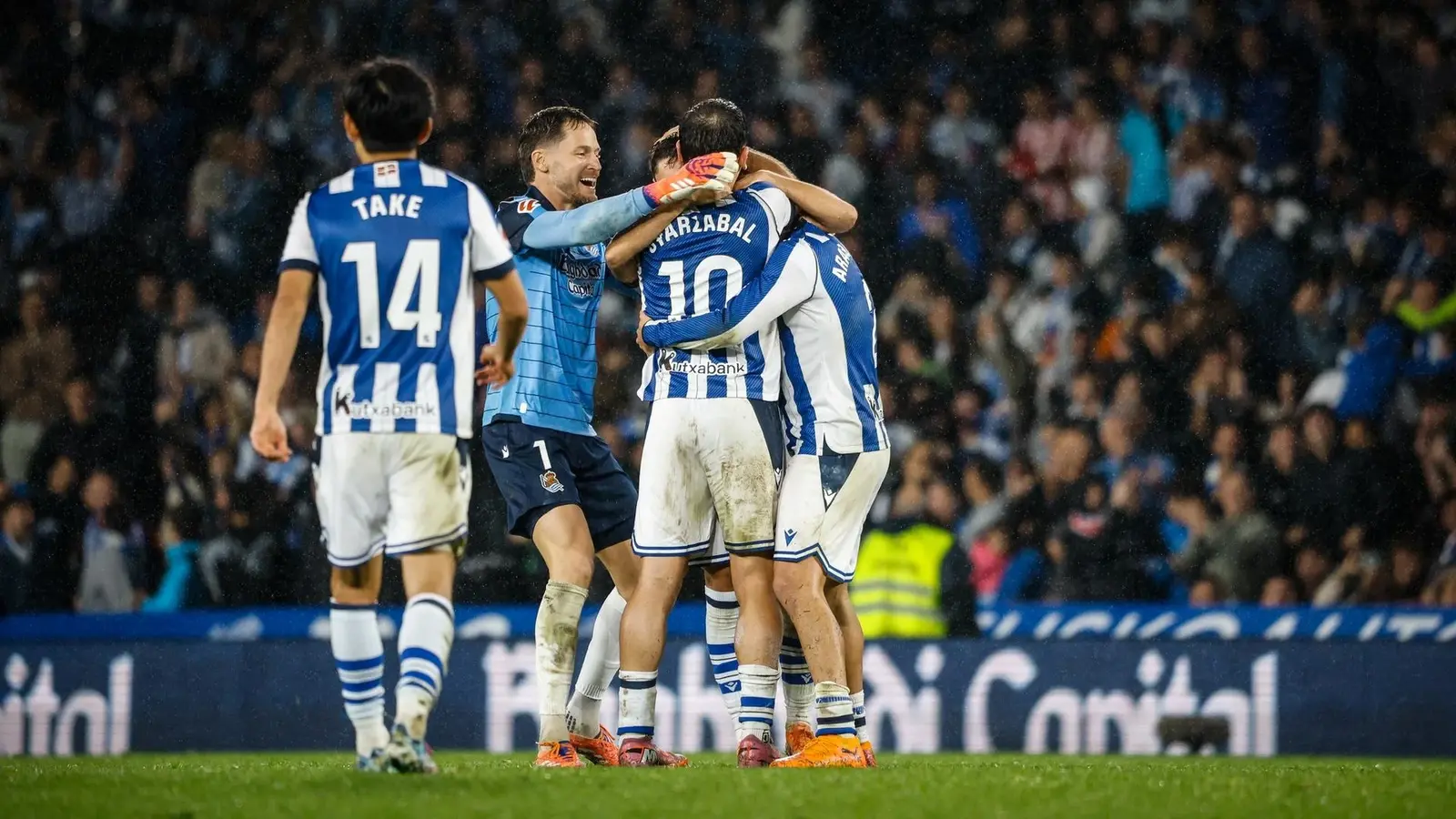 Biletul zilei azi din fotbal 7 noiembrie 2025 - Încercăm o cotă de 6 prin intermediul Bet Builderelor