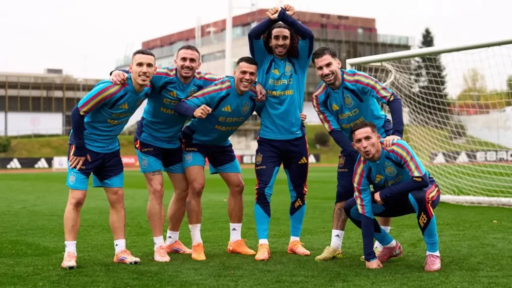 Biletul zilei din fotbal 15 noiembrie 2025 - Atacăm o cotă de 12 prin intermediul a 3 marcatori
