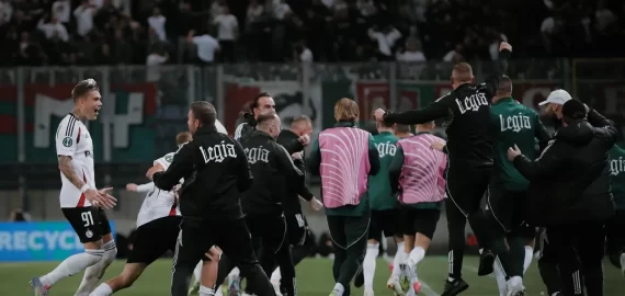 Biletul zilei din fotbal 6 noiembrie 2025 – Cotă 27 din 8 Superpariuri interesante!