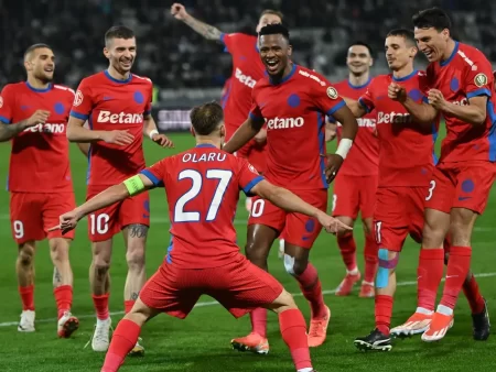 Cine transmite FC Basel – FCSB la TV, de la ora 19:45, în etapa a patra din Europa League?